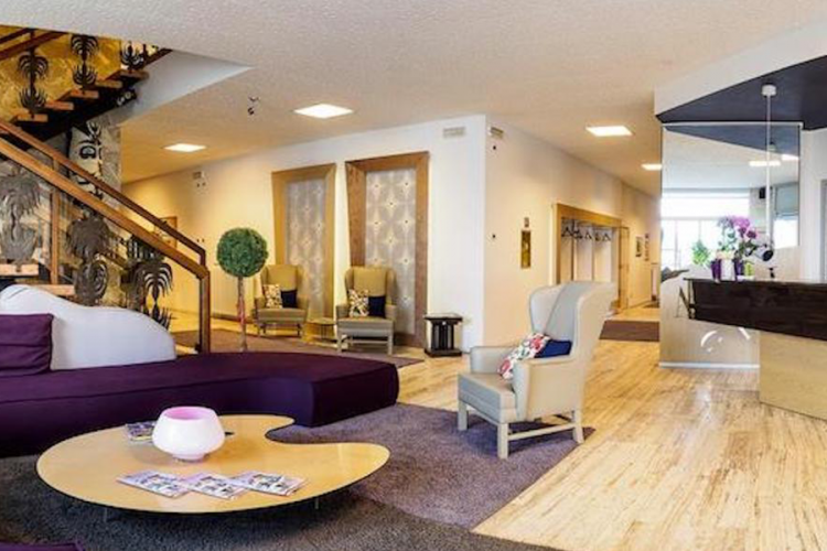 cristallo club hotel